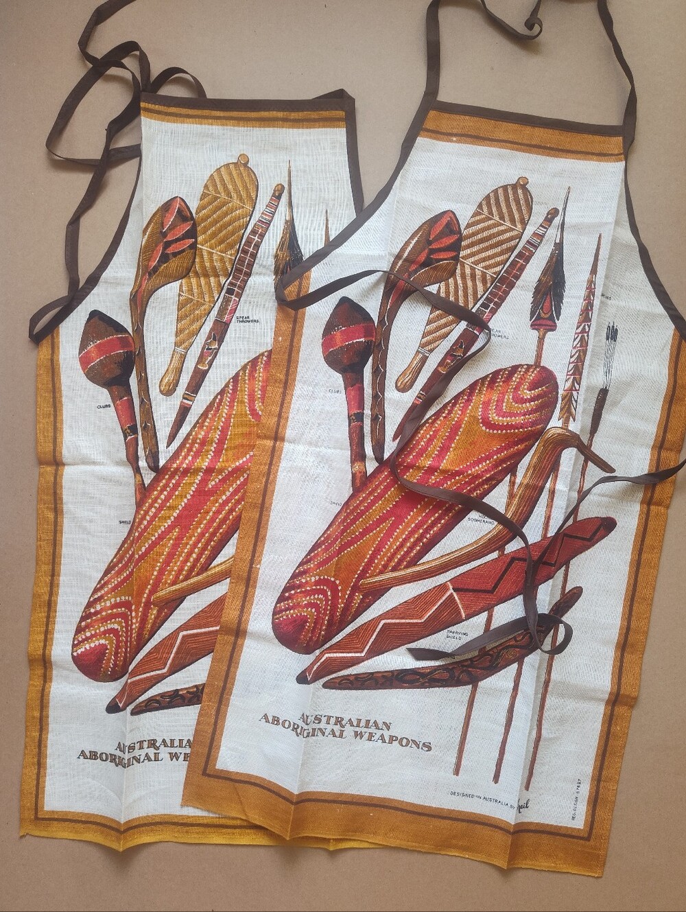 Vtg Lot of 2 New Australian Aboriginal Weapons Pure Linen Apron by Heil